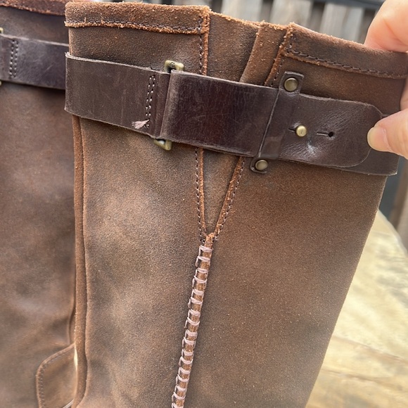 Ugg boots - Picture 3 of 12